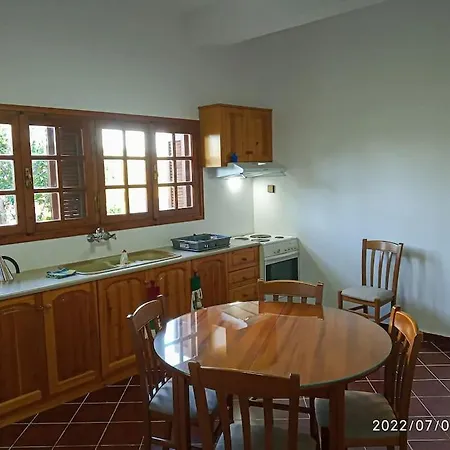 Archontiko Taxiarches Evia Feriehus *