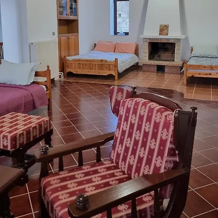 Archontiko Taxiarches Evia Feriehus *